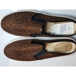 Time and True Twin Gore Mule Shoe Leopard Print Size 11